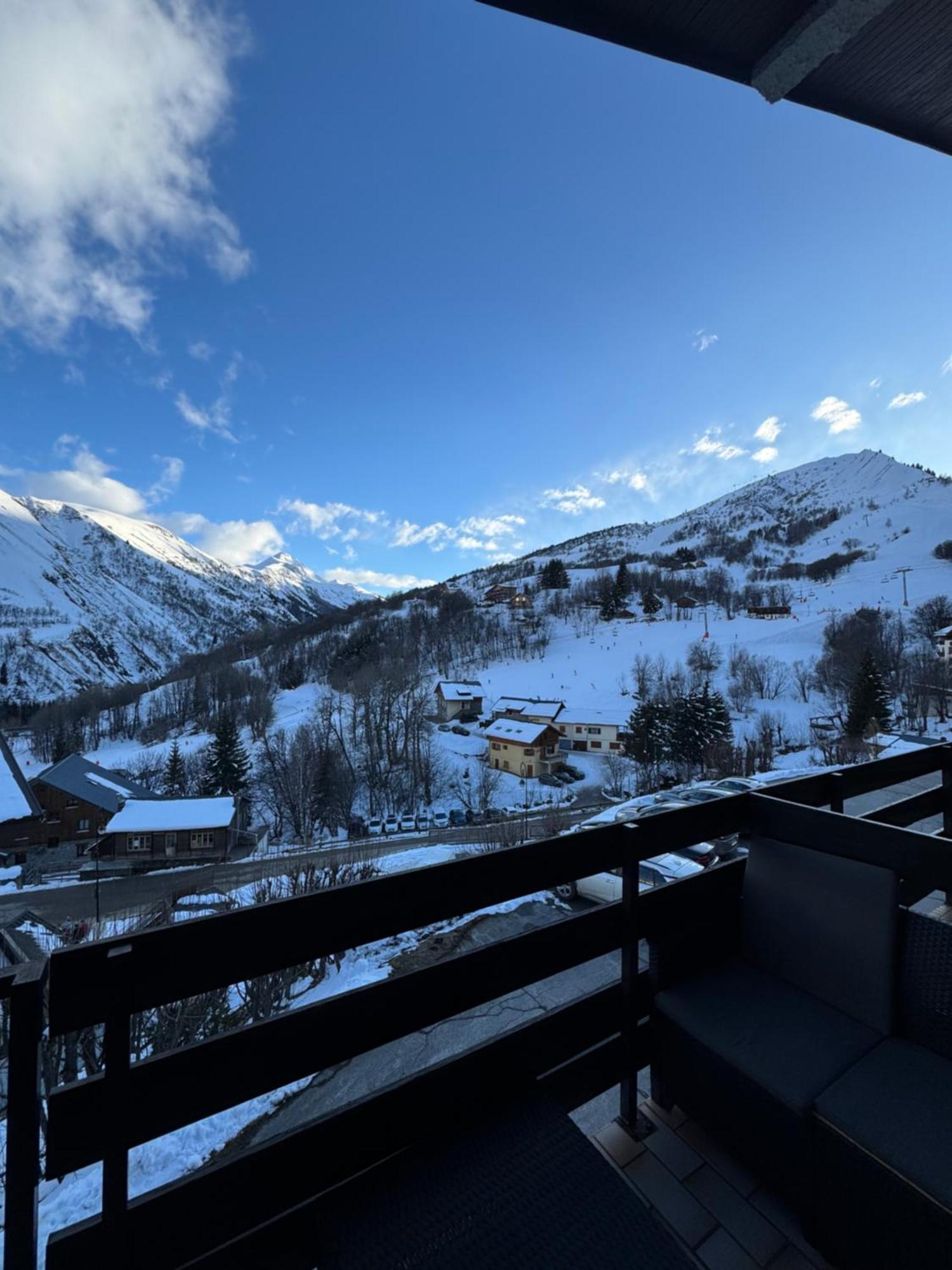 Appartement Cosy Plein Sud: Vue Splendide et Terrasse Spacieuse Saint-Sorlin-d'Arves Exterior photo